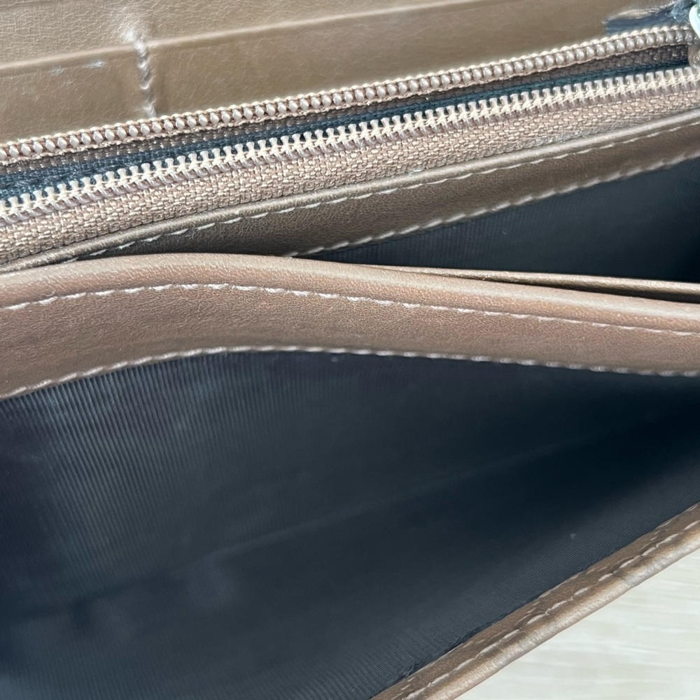 GUCCI Guccissima Continental Wallet WOC w/ COA - Picture 9 of 14